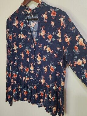 Hem & Thread Womens Tunic Boho S. Large Shirt Floral Ruffle Button Up Keyhole